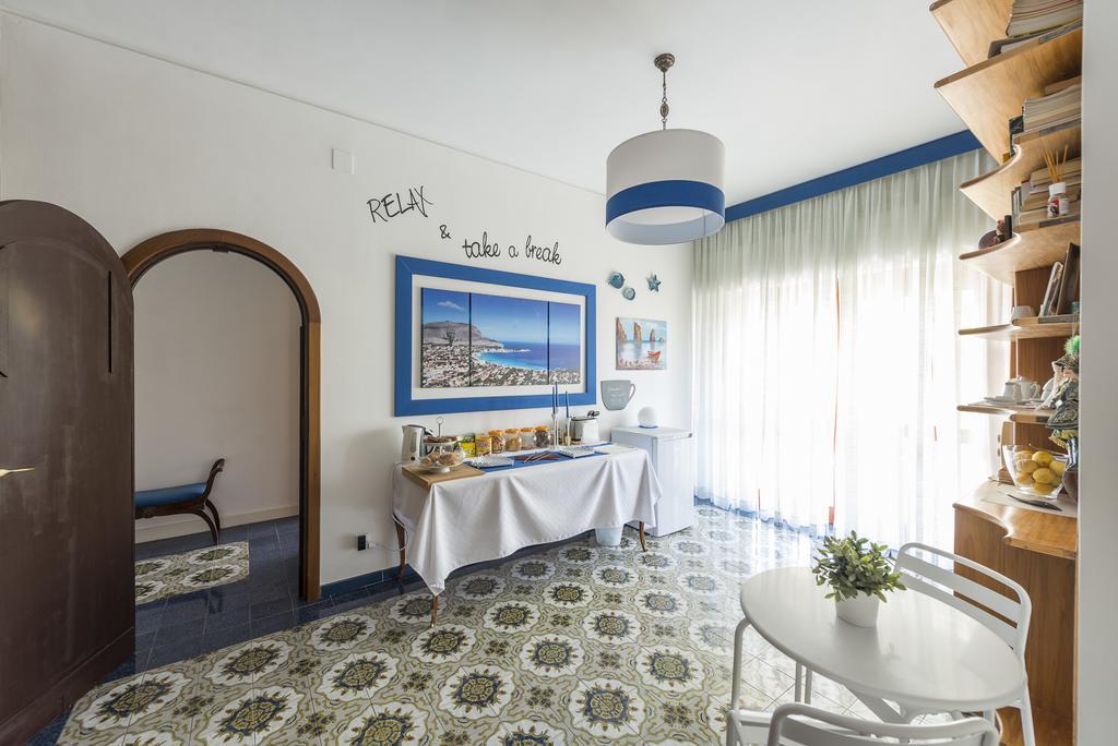 B&B Mondello Holiday パレルモ エクステリア 写真